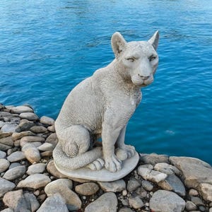 Large cougar statue, Cougar sitting on base, Mountain lion sculpture, Garden guardian decoration, Detailed stone cougar statuary