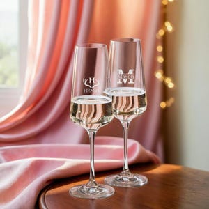 red wine and white wine glass Viski Rolling Crystal Wine Glasses Set of 2
