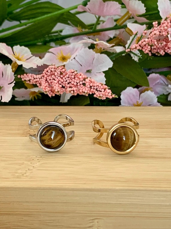 Adjustable Stainless Steel Gemstone Ring – Mother of Pearl or Tiger Eye