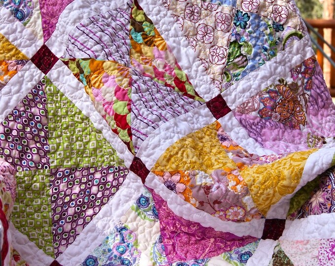 Modern Paris Bazaar HANDMADE Lap Throw Quilt - Etsy