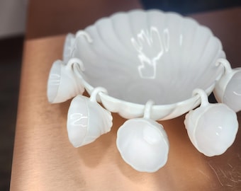 7 pc Vintage Hazel Atlas Milk Glass Alpine White Swirl Scallop Punch Bowl Set. Mint condition.