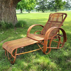 Vintage mint condition bentwood rattan weave lounge chair, ottoman, folding. Boho, art deco, mcm. side rattan weave table