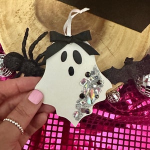Ghost Gift Tag (Qty. 1)| Wooden Ghost Tags| Halloween Basket Tags| Ghost Tags for Gifts| Boo Basket Tags| Spooky Basket Tags| Halloween Tags
