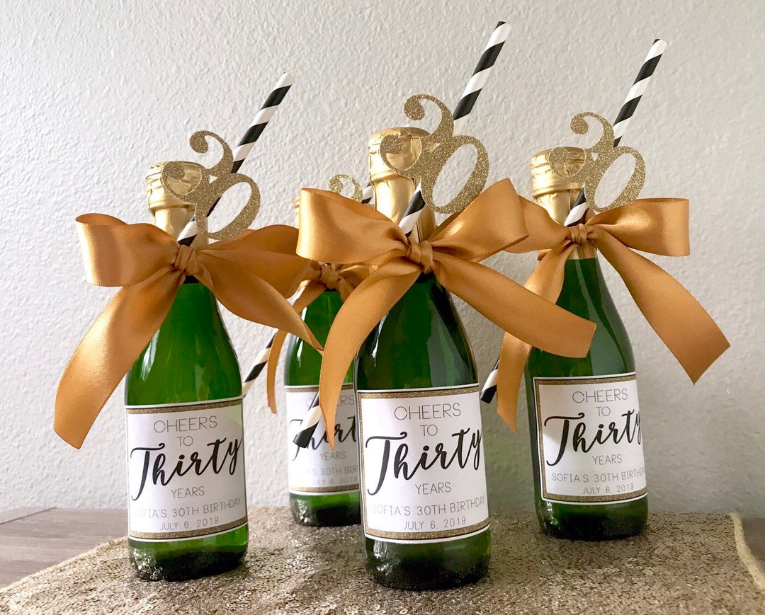 Socive 60th Birthday Wine Bag, 60th Birthday Gifts For Women, 60 Birthday Party Decoration Wine Bag, Wine Bag Gifts For Friends Sisters Dad Mom