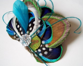 ATLANTIS - fantastische Peacock Feather bruidsmeisjes Fascinator/haarclip - op bestelling gemaakt