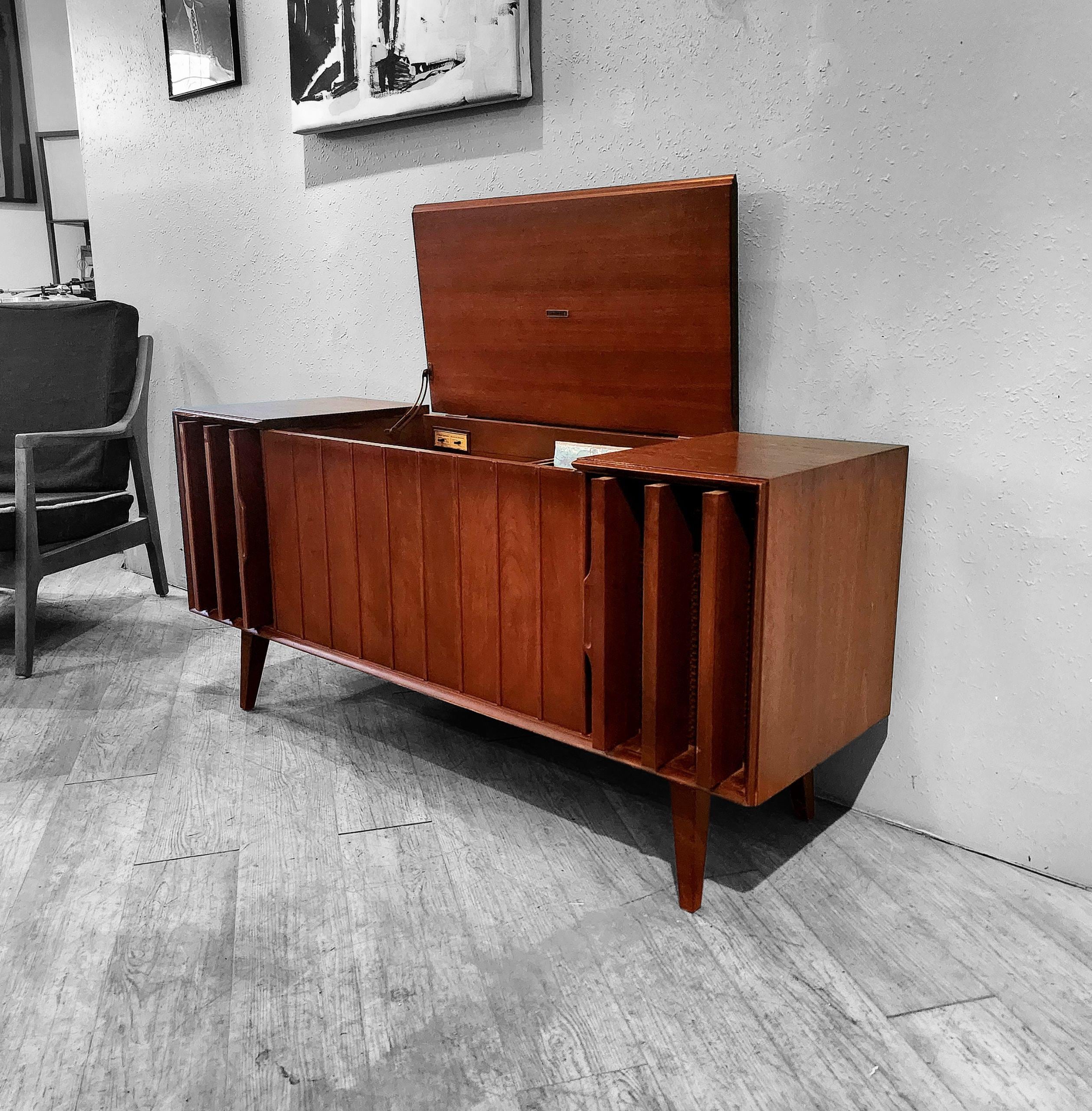 1967 Zenith MCM Restored Record Player Console: Bluetooth