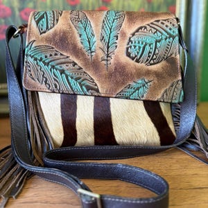 Bolso, Cartera Crossbody,  cuero de zebra, cuero en relieve, cuero original, hecho a mano, unico