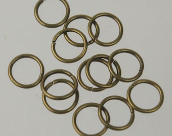Anillos de salto con acabado de latón antiguo: 10 mm, calibre 16, 50 unidades (paquete a granel)