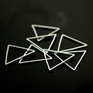 Sterling Silver Plated Triangle Connectors: 20mm Jewelry Links 25 pcs - Bulk Pack