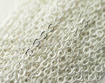 Cadena de cable plana chapada en plata de ley, 3 x 3 mm, eslabón soldado, 100 pies (carrete a granel)