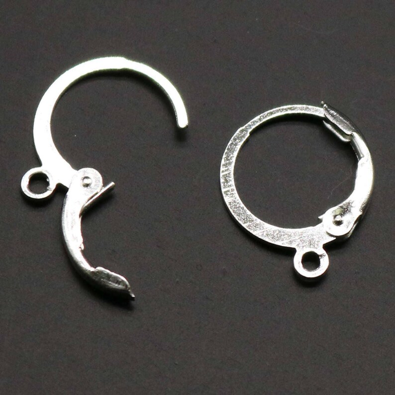 Accesorios para pendientes con cierre de palanca chapados en plata de ley: 12 x 9 mm (30 unidades) - Paquete a granel imagen 2