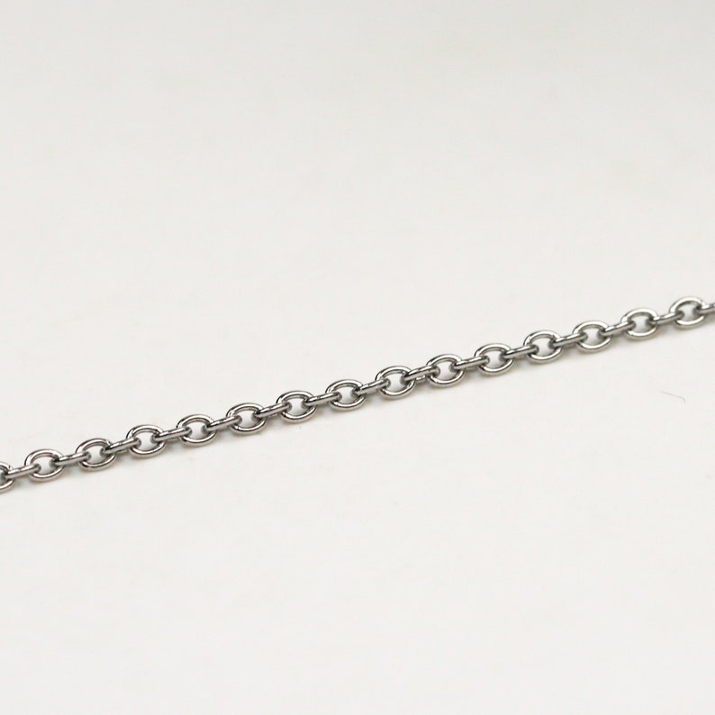 Surgical Stainless Steel Small Soldered Sturdy cable chain 100 feet of Stainless Steel chain bulk 2.8x1.9mm SOLDERED Link