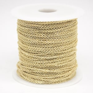 Cadena microplana chapada en oro de 18 quilates resistente al deslustre - Eslabón soldado de 2 x 1,4 mm - 32 pies