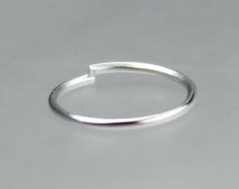 8mm Jump Rings, 200 pcs of Sterling Silver Plated Jump Rings / Jumprings - 8mm 21 gauge 0.7mm Link Connector Open 7x8mm