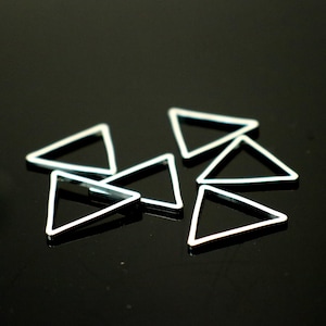 35 pcs Sterling Silver Plated Triangle Links - 15mm x 1.0mm thickness -  Linking Connector Closed Jump Rings - ship from California USA