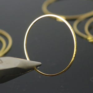 Łączniki pierścieniowe ze złota 24-karatowego - 30 mm mosiężne kółka montażowe 15 szt. - opakowanie zbiorcze zdjęcie 2