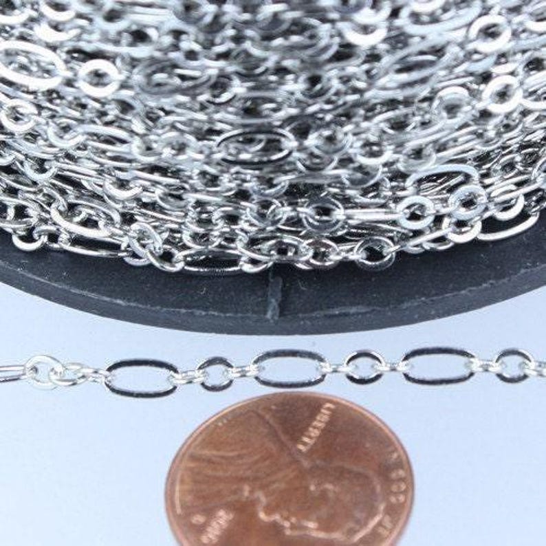 Cadena de latón bañada en plata antigua: acabado rodio, eslabones soldados de 6,3 x 4 mm - 3429LS31 32 pies - Bobina a granel imagen 2