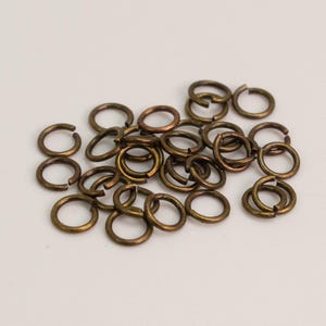 Antique Brass Finish Jump Rings 4mm - 22 Gauge Open Link Connectors 500 pcs - Wholesale Bulk Lot