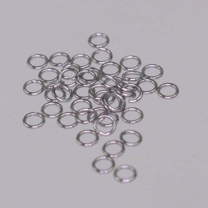 Surgical Steel Jump Rings: 2.5mm Micro Links, 26G 100 pcs - Wholesale Bulk Lot image 2