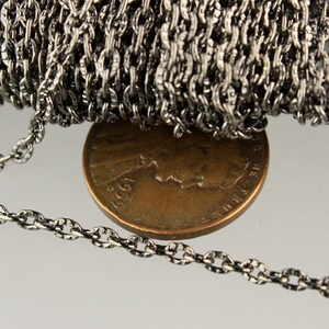 Gunmetal Texture Chain Bulk, 50 ft. of Flat Texture Oval Chunky Cable Chain 3x2mm Unsoldered 32TEX image 5