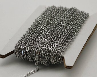 Cadena de cable plano de acero inoxidable quirúrgico: eslabón soldado de 3,5 x 2,6 mm, 100 pies (carrete a granel)