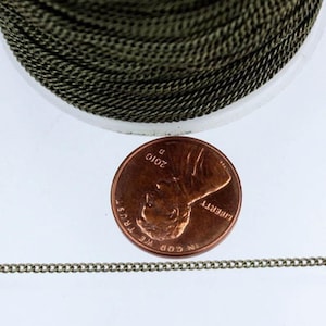 Antique Brass Finish Tiny Curb Chain: 1.3mm Soldered Link Vintage Style 300 feet - Wholesale Lot