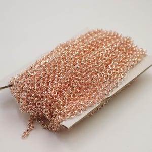 Cadena Rolo chapada en oro rosa anti-deslustre: eslabones soldados de 3,1 mm, 30,5 metros (100 pies) - Carrete a granel - AT3.1ROLO