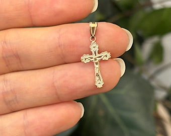 10k Gold Crucifix 2D Cross Pendant 18mm - Etsy