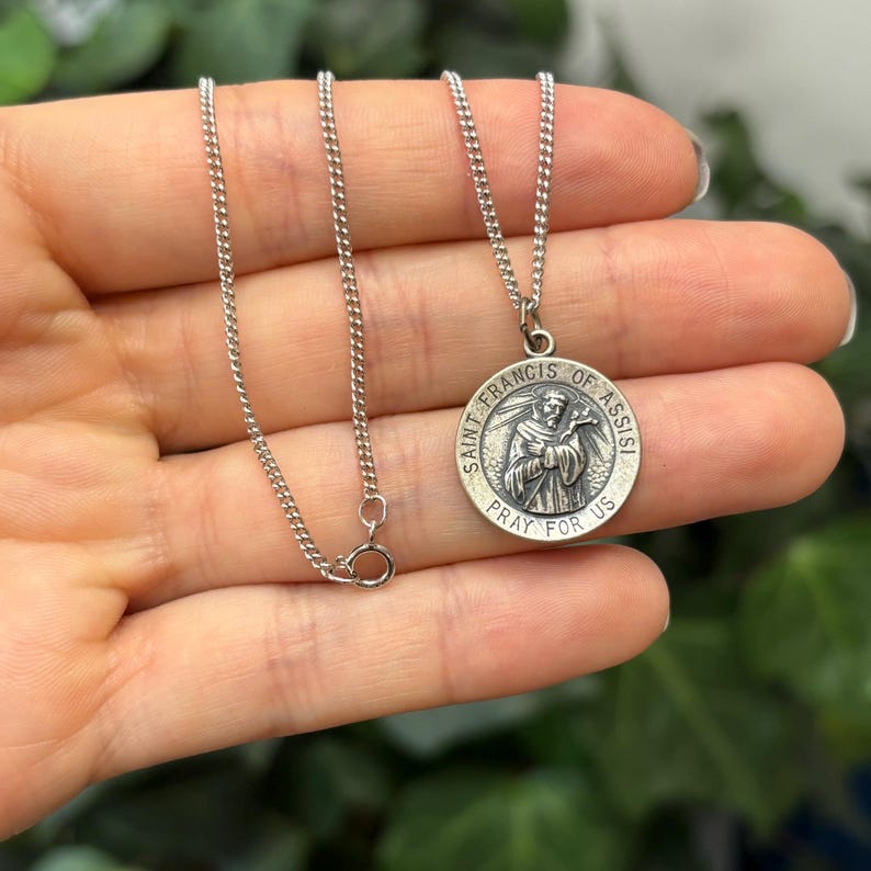 Sterling Silver St Francis of Assisi Round Medal Pendant Necklace 18mm ...