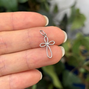 14K White Gold Ribbon Cross Charm Pendant Small