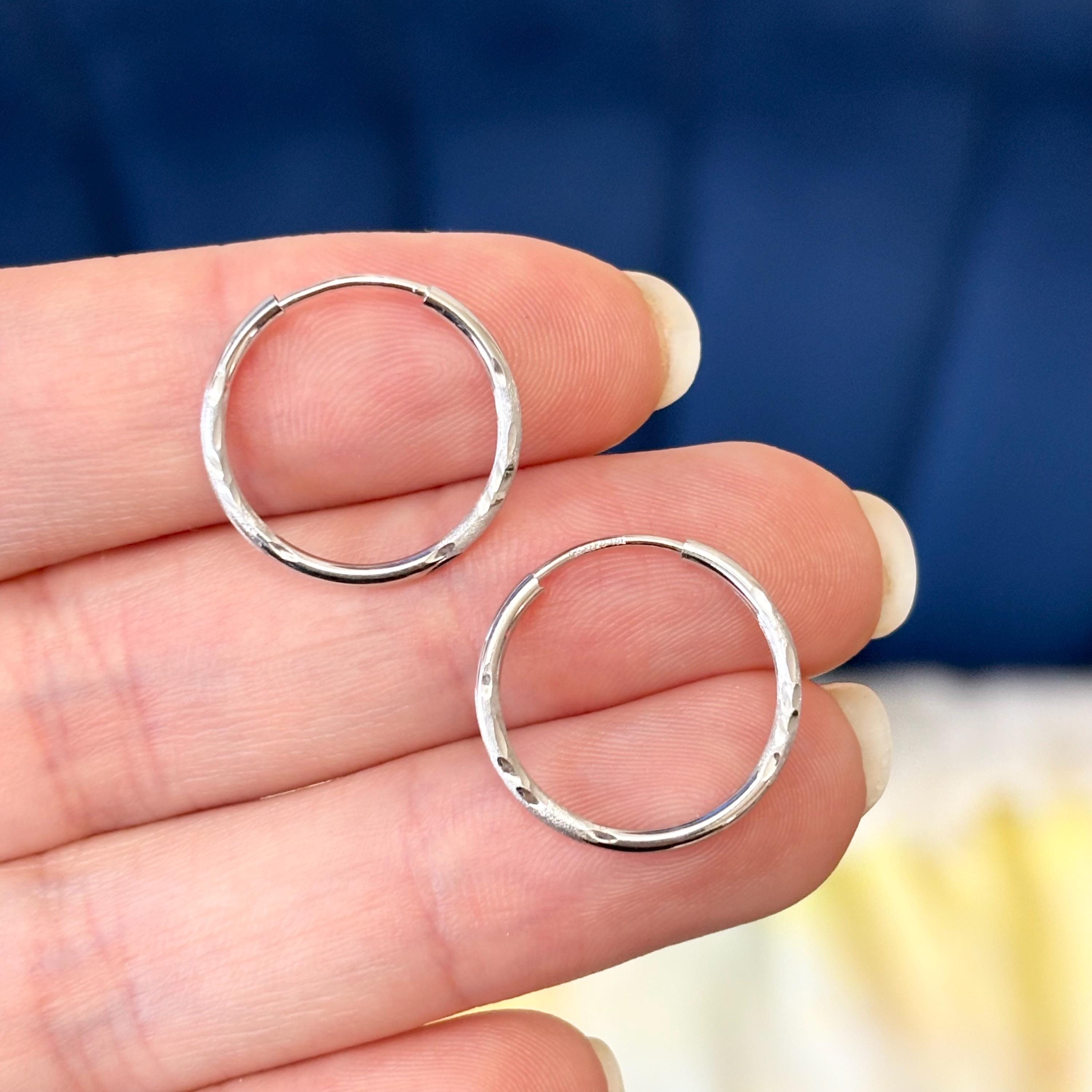 10k White Gold Diamond-cut Endless Hoop Earrings