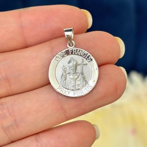 14k White Gold Satin and Polished Pope Francis Round Medal Pendant