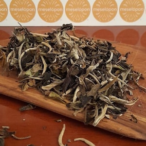 Weißer Tee Bai Mu Dan Weißer Pfingstrosen Tee Weißer Blattschmuck Bai Mudan Weißer Pai Mu Dan 100gr / 3.52oz
