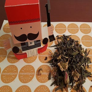 Tsolias Tea Fruit Blend Sencha Green Tea Brewing Gunpowder Tea Bai Mu Dan Jasmine Rose Tea Calendula Centaury Blue Flowers Lotus 100g/ 3.52z