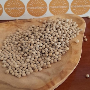 Vietnamese Peppercorns White Pepper Vietnam Whole Dried White Piper Spice 100gr / 3.52oz