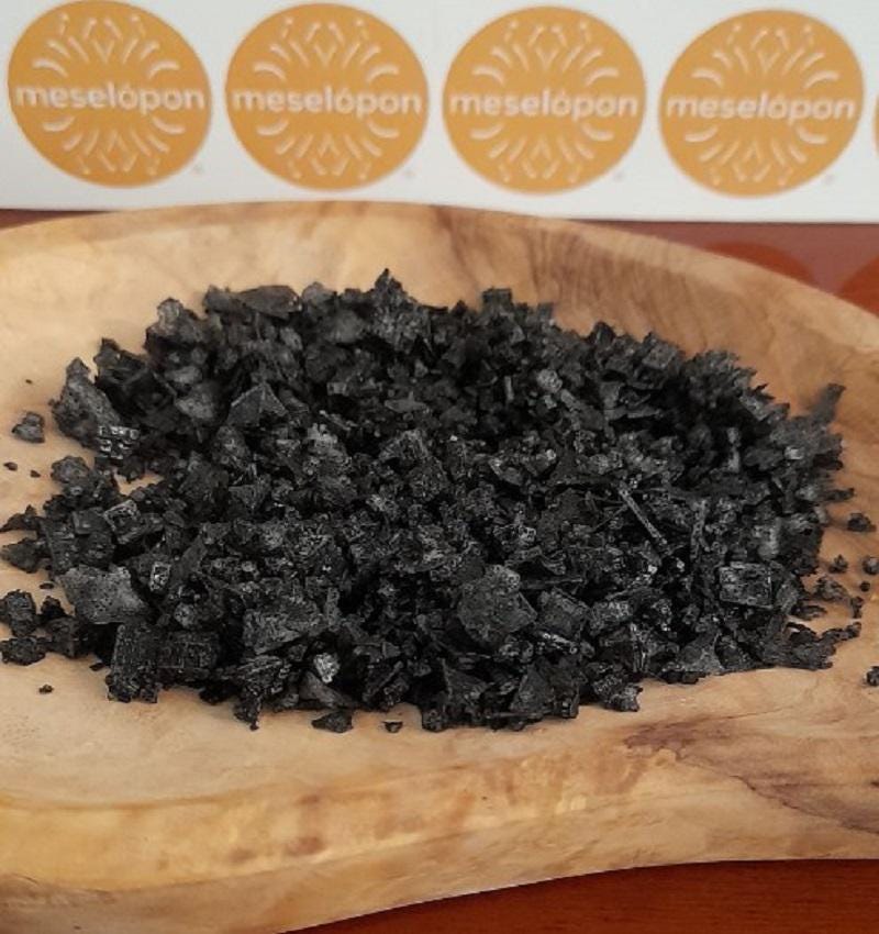 Sel pyramidal noir de cuisine en forme de pyramide de pharaon, sel cubique riche en arôme, cristaux noirs 250 g / 8,81 oz