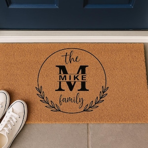 Personalized Front Door Mat with Family Name, Custom Welcome Doormat for Couples, Housewarming Gift, First Home Family Door Mat Gift