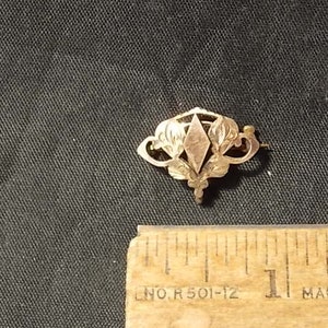 Antique Watch Pin Fancy image 3