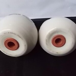 Salière et poivrière vintage Metlox Pottery motif raisin asymétrique image 4