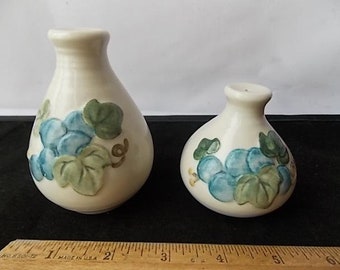 Vintage Metlox Pottery Salt & Pepper Shakers Grapes Pattern Asymmetrical