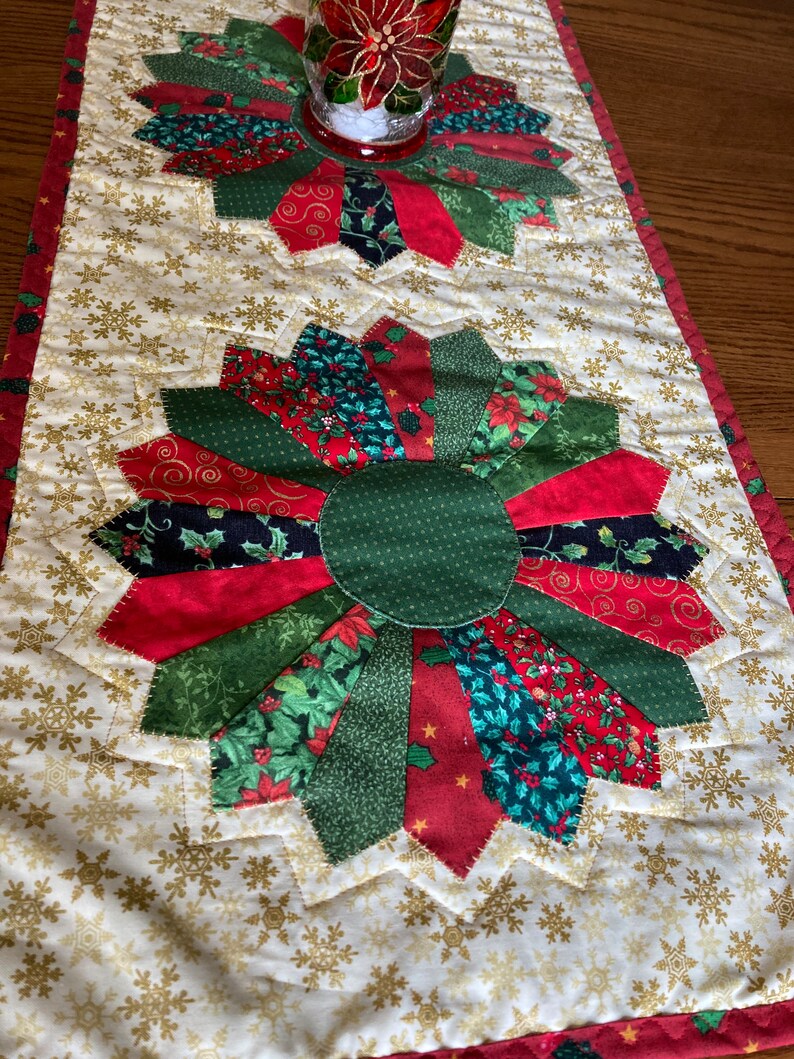 Dresden Plate Table Runner, Christmas Etsy