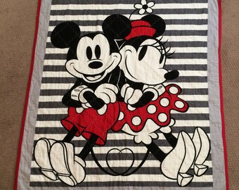 MIckey and Minnie Mouse Baby Quilt