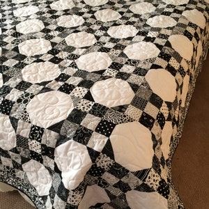 Queen Size Quilt, Black and White