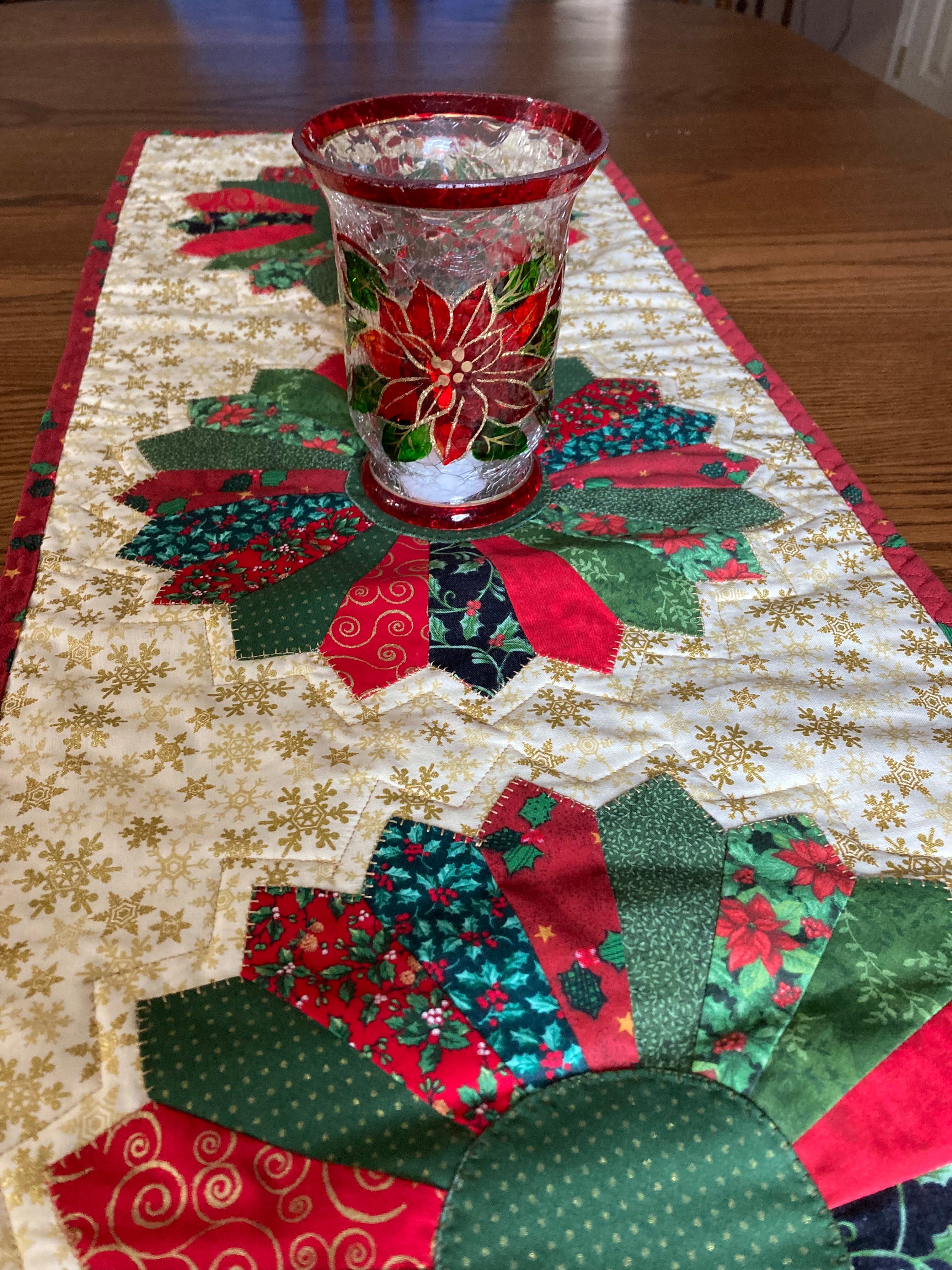 Dresden Plate Table Runner, Christmas Etsy