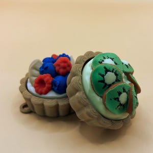 Crust & Click – Baked Tart Clicker Keychains in Flaky Form