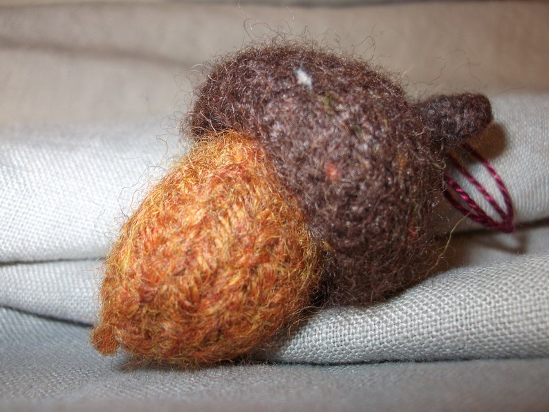 Acorn, wool plush image 3