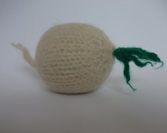 Onion, felted wool