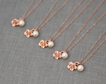 Flower Bridesmaid Necklace, Rose Gold Necklace Set of 8, Rose Gold Bridesmaid Gift, Bridesmaid Jewelry Rose Gold