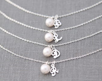 Bridesmaid Bracelet, Set of 8, Sterling Silver Initial Jewelry, Bridesmaids Gifts, Bridal Party Bracelets with Pearls, Bridesmaid Jewelry