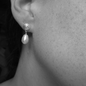 Gold Pearl Bridesmaid Earrings, Filigree Post Earrings, Pearl Teardrop Wedding Earrings, Pearl Drop Earrings SAVANNAH image 2